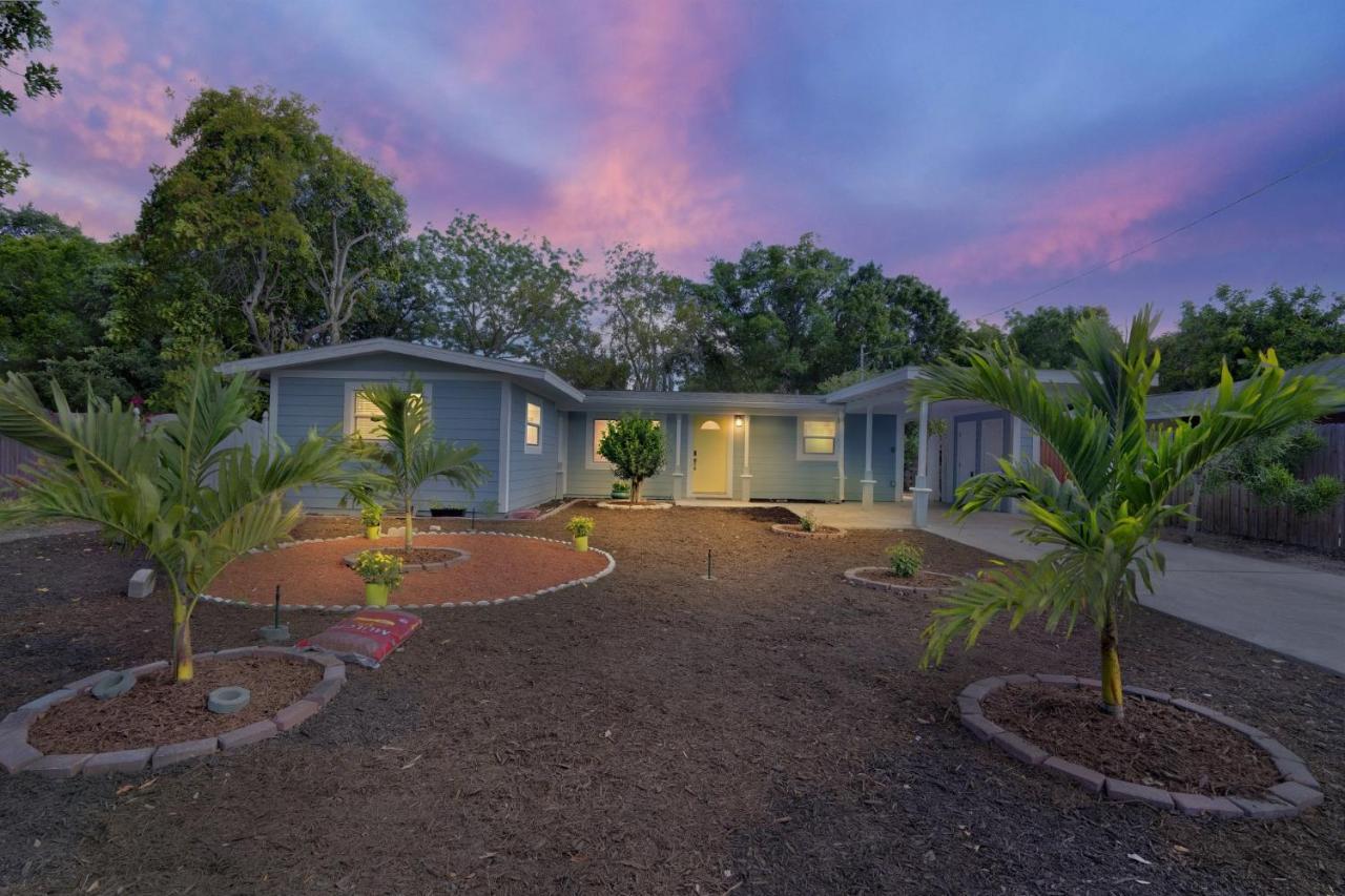 Private Cozy Sarasota Home Home Exterior photo